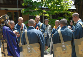 長谷寺の弁財天縁日 